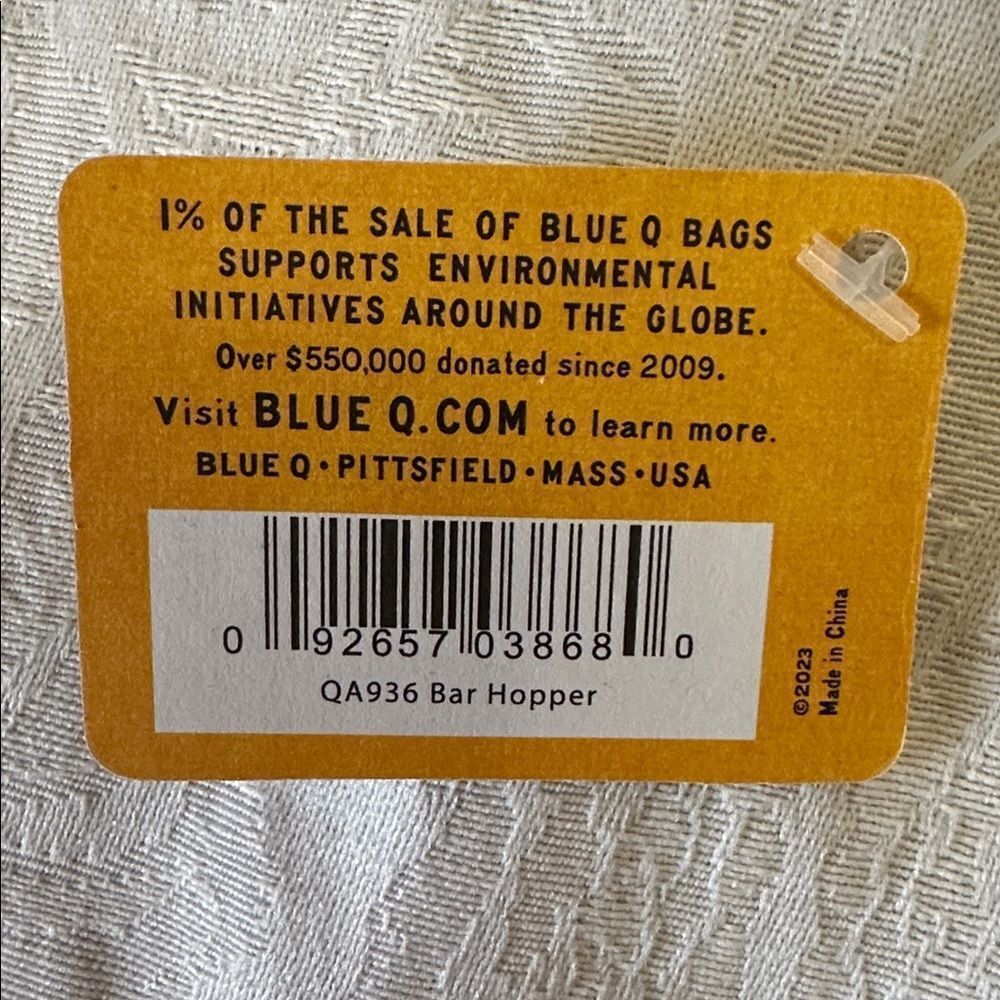 Blue Q Recycled Plastic Zipper Coin Purse Hellraiser - Picture 4 of 7